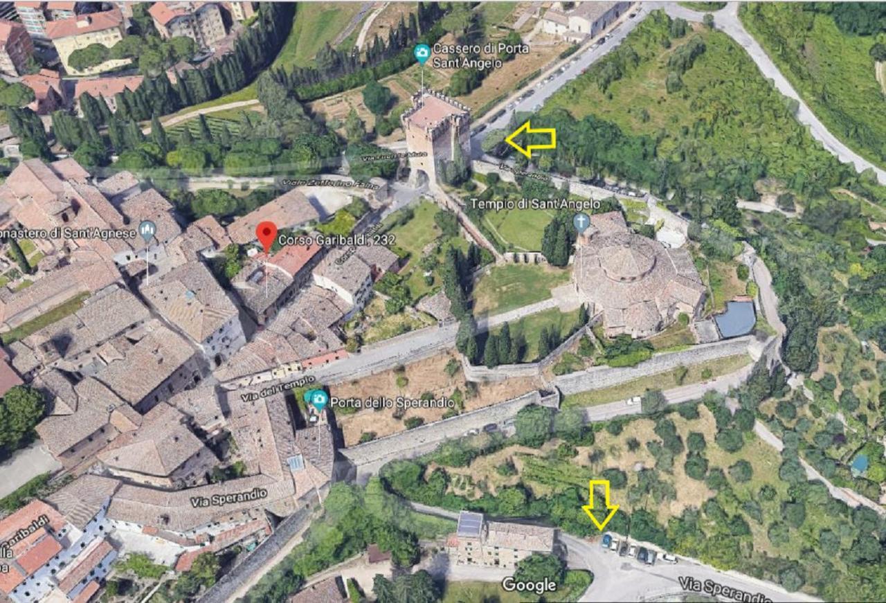 شقة Loft Garibaldi, Garage Privato! بيرودجا المظهر الخارجي الصورة